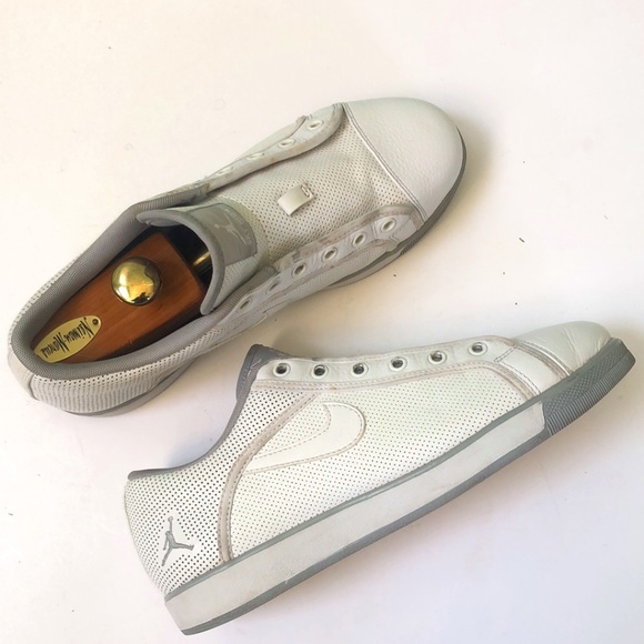 Jordan Retro\'s Nike Ivory Sky High Sneakers 10.5 main image 8